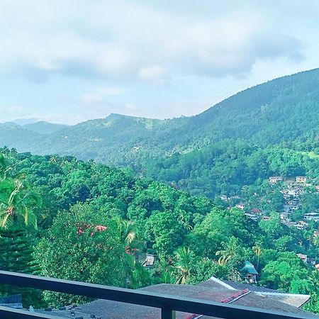Mountain View Hotell Kandy Exteriör bild