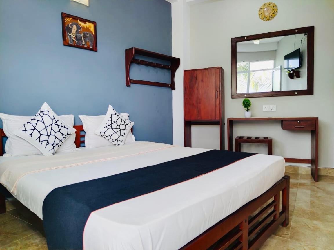 Mountain View Hotell Kandy Exteriör bild